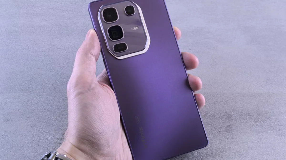 Samsung Galaxy S27 Ultra Leaks Point to Enhanced Camera and Sleeker Bezels