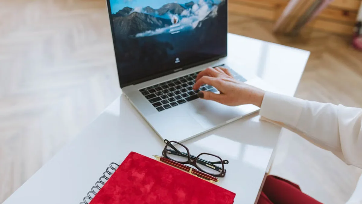 Microsoft Surface Laptop Ultra Review: Premium Performance and Battery Life