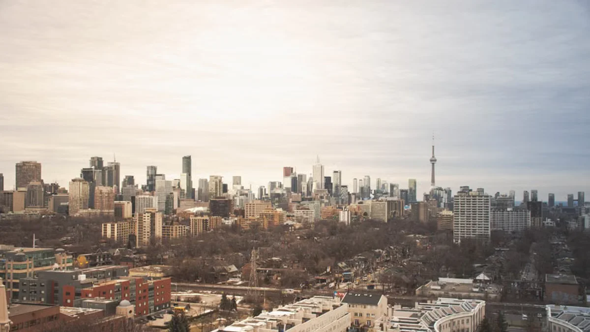 Canada Immigration Updates: Navigating New Express Entry Draw Thresholds