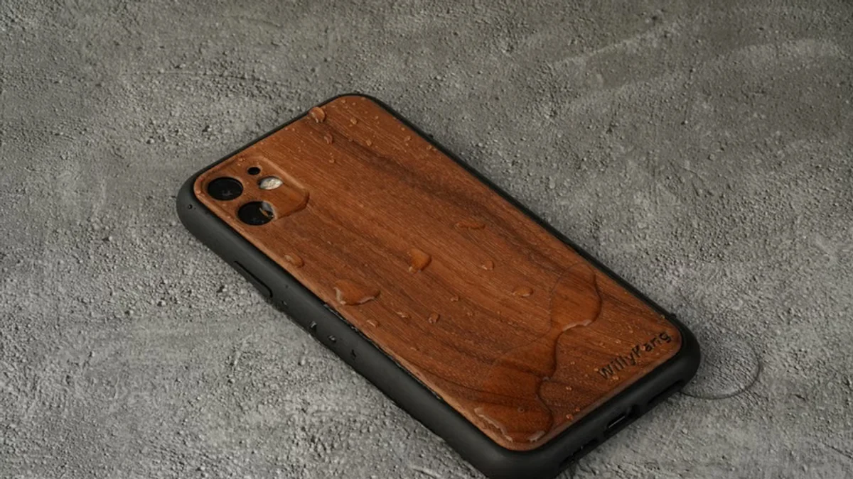 Premium iPhone Duo Cases Launch in Fabric, Leather, and Aramid Fiber