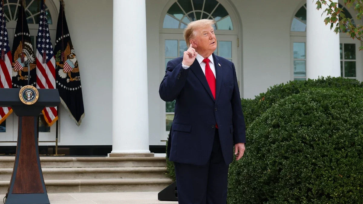 Donald Trump Calls Midterms Critical for America, Urges Voters to Treat Him Like a Ballot Candidate