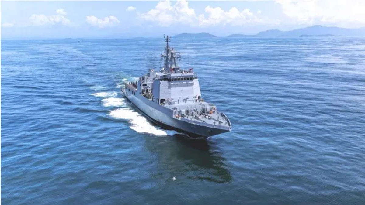 Indian Navy Strengthens Maritime Might as Indigenous Warship INS Samarthak Commissioned at Karwar