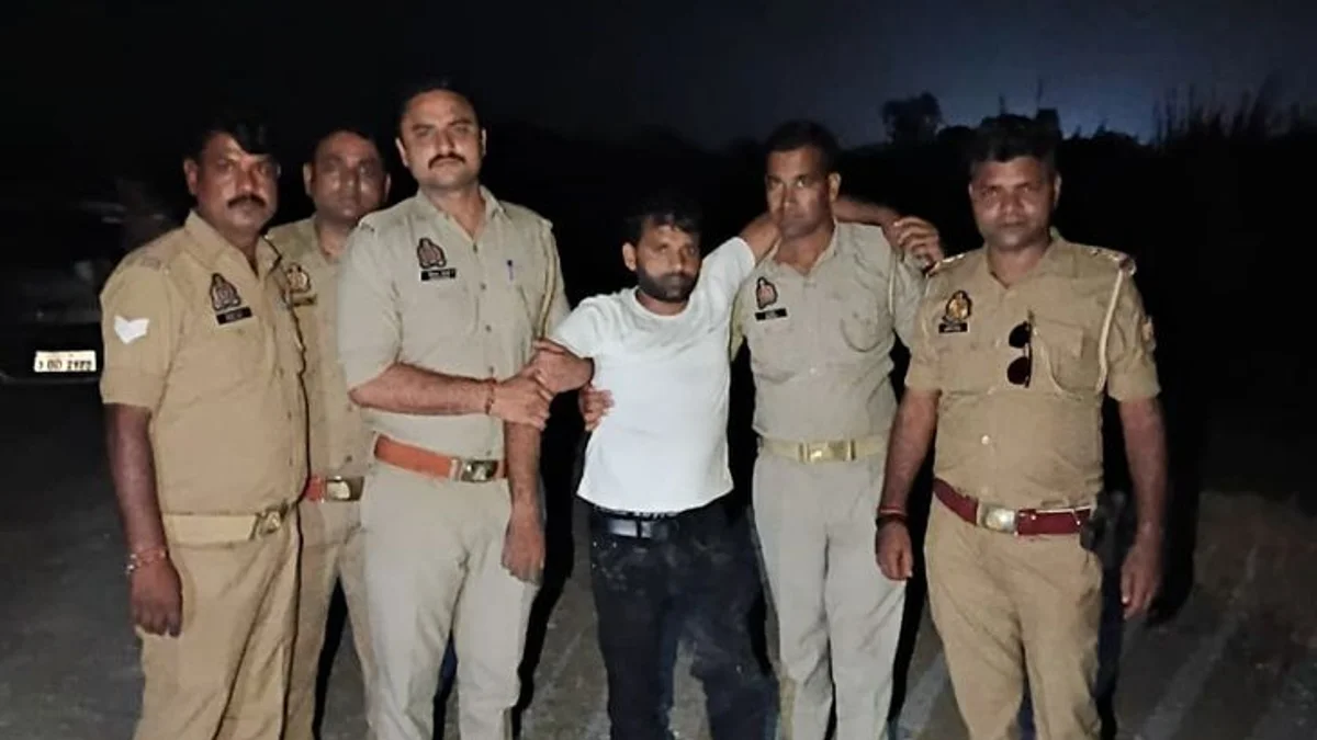 आधी रात को खाकी से आमना-सामना: महिला से लूट करने वाला कुख्यात बदमाश एनकाउंटर के बाद गिरफ्तार