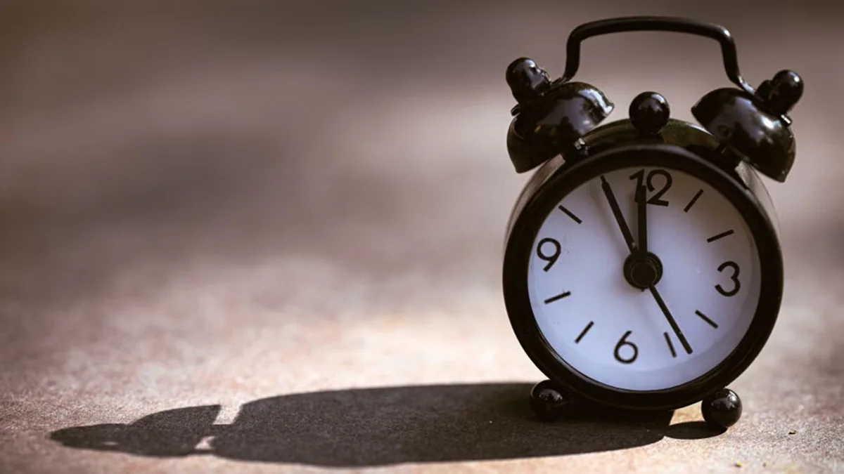 The Enduring Daylight Saving Time Debate and Its Economic Toll