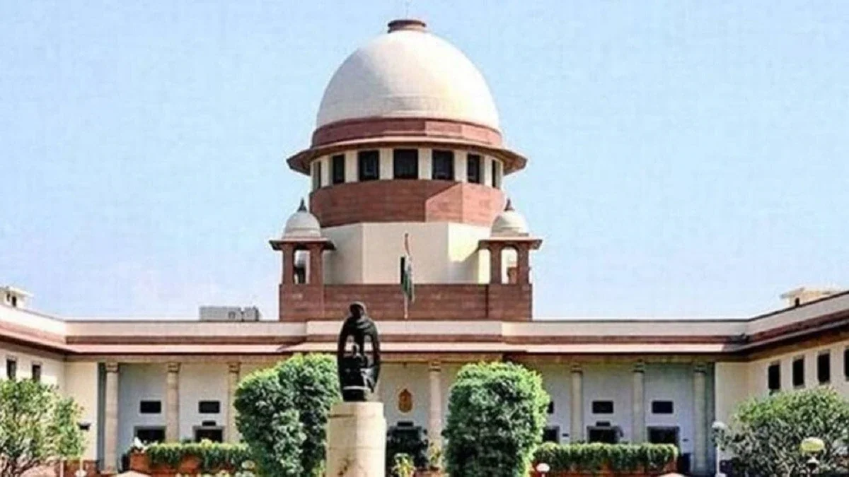 बच्चों का इंटरनेट इस्तेमाल रोकना पूरी तरह बेतुका: सुप्रीम कोर्ट की दो टूक, कहा- यह उनका मौलिक अधिकार