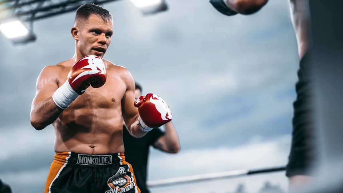 Dubois vs Wardley Heavyweight Clash: Fight Schedule, Ring Walks, and Global TV Times