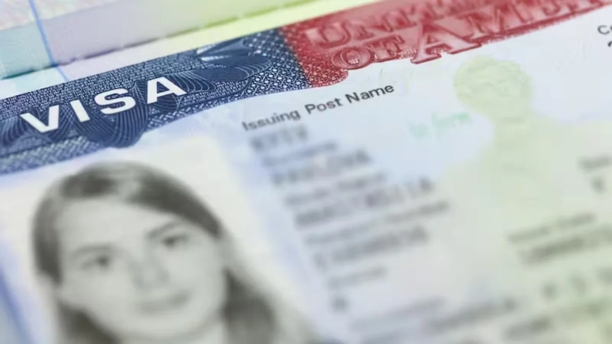 New US Bill Proposes $160k Salary Floor for H-1B Visas, Raising Concerns for Indian Professionals