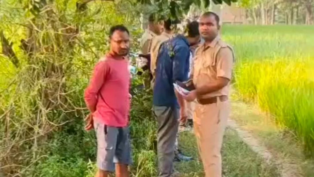 खेत की पगडंडी पर मिला 37 वर्षीय महिला का खून से लथपथ शव, प्रेम प्रसंग और हत्या के गंभीर आरोपों से मचा हड़कंप